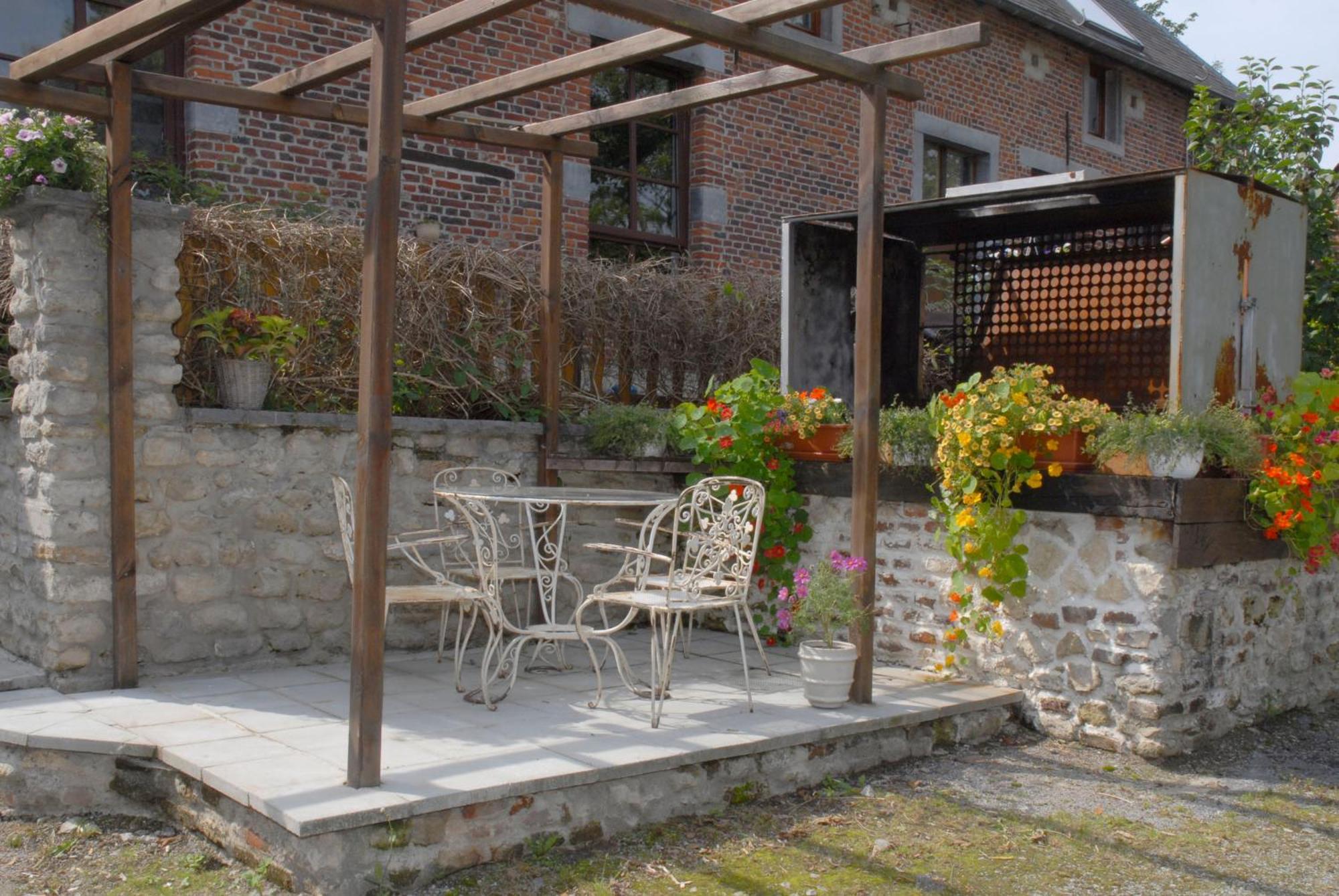 Hotel Restaurant La Ferme De Grambais Нивель Экстерьер фото