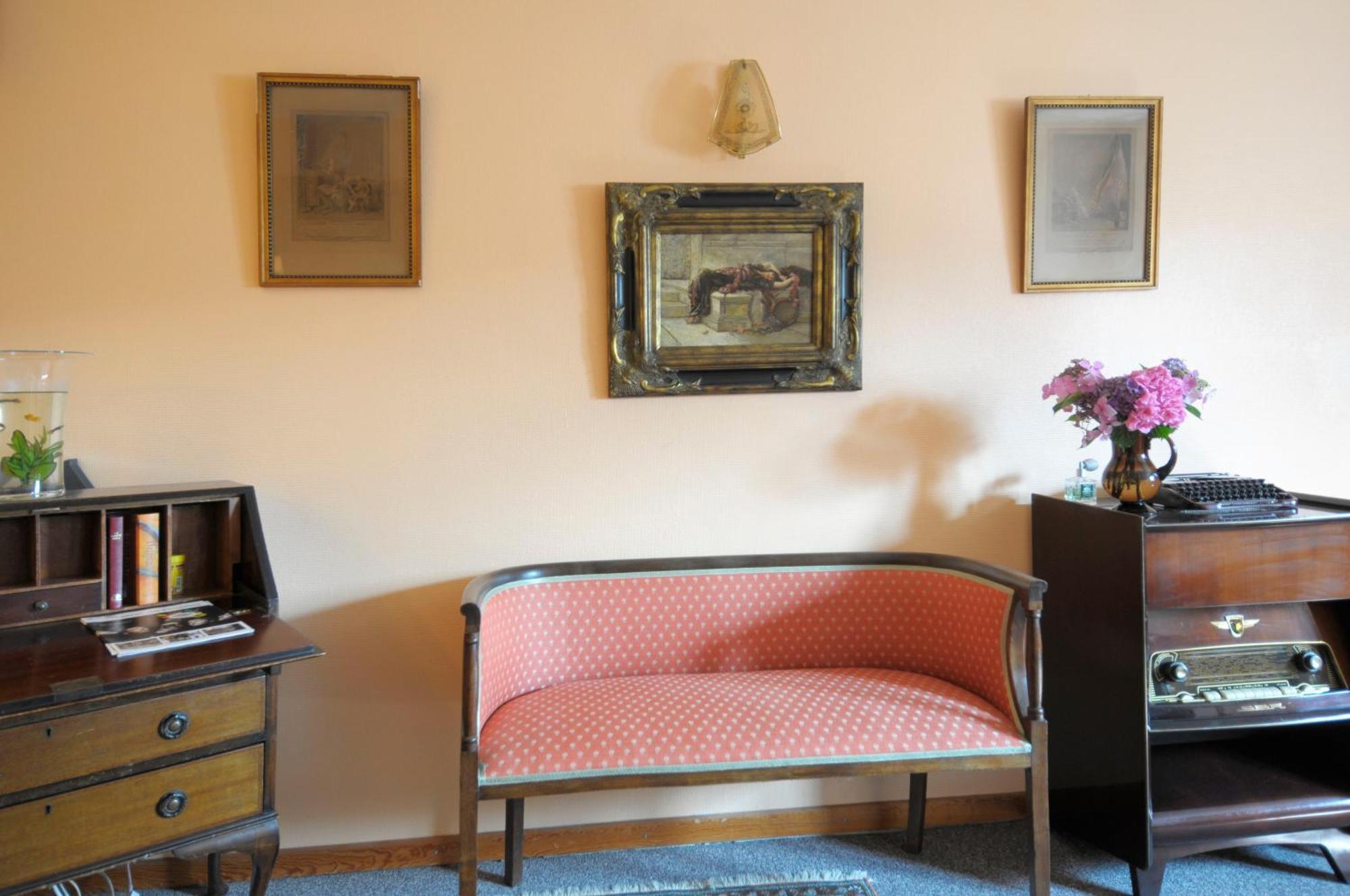 Hotel Restaurant La Ferme De Grambais Нивель Экстерьер фото