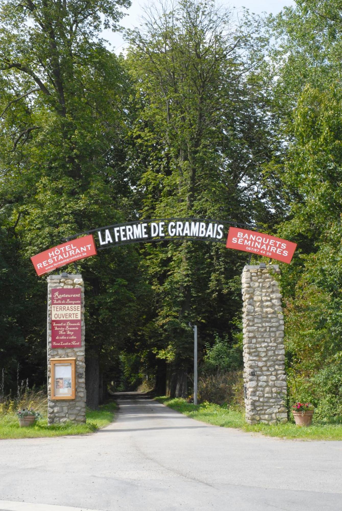 Hotel Restaurant La Ferme De Grambais Нивель Экстерьер фото