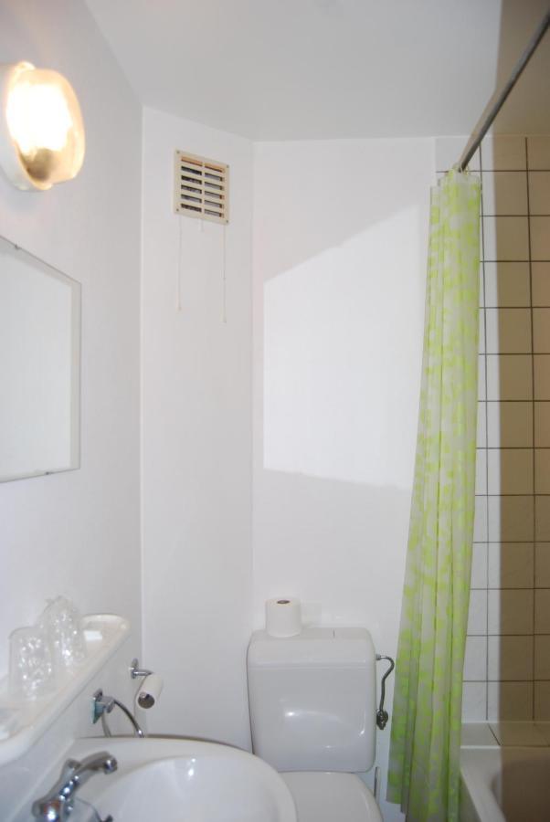 Hotel Restaurant La Ferme De Grambais Нивель Номер фото
